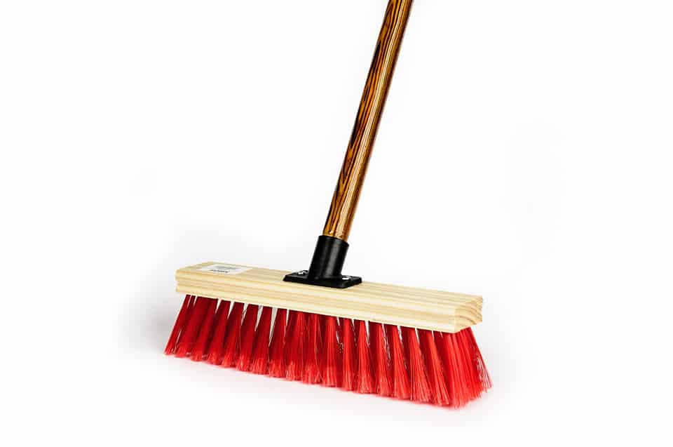 HOUSEHOLD BROOM | WOODEN HANDLE