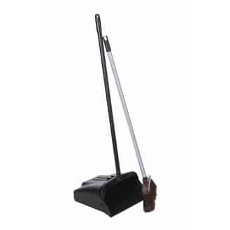 LONG HANDLE PLASTIC SCCOP WITH BROOM